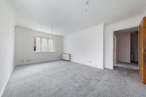 2 bedroom ground floor flat to rent, Hartley Court, Mitcham, CR4