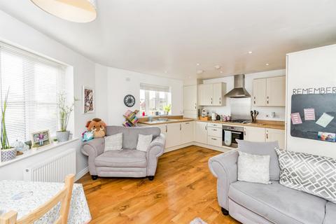 1 bedroom ground floor flat for sale, Cutforth Way, Abbottswood, Romsey