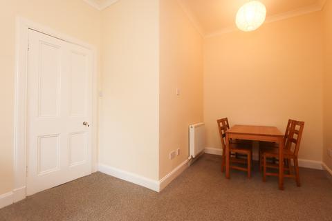 1 bedroom flat to rent, Restalrig Road South, Edinburgh EH7