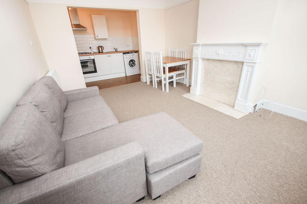 Apartment in Bournemouth - View 3