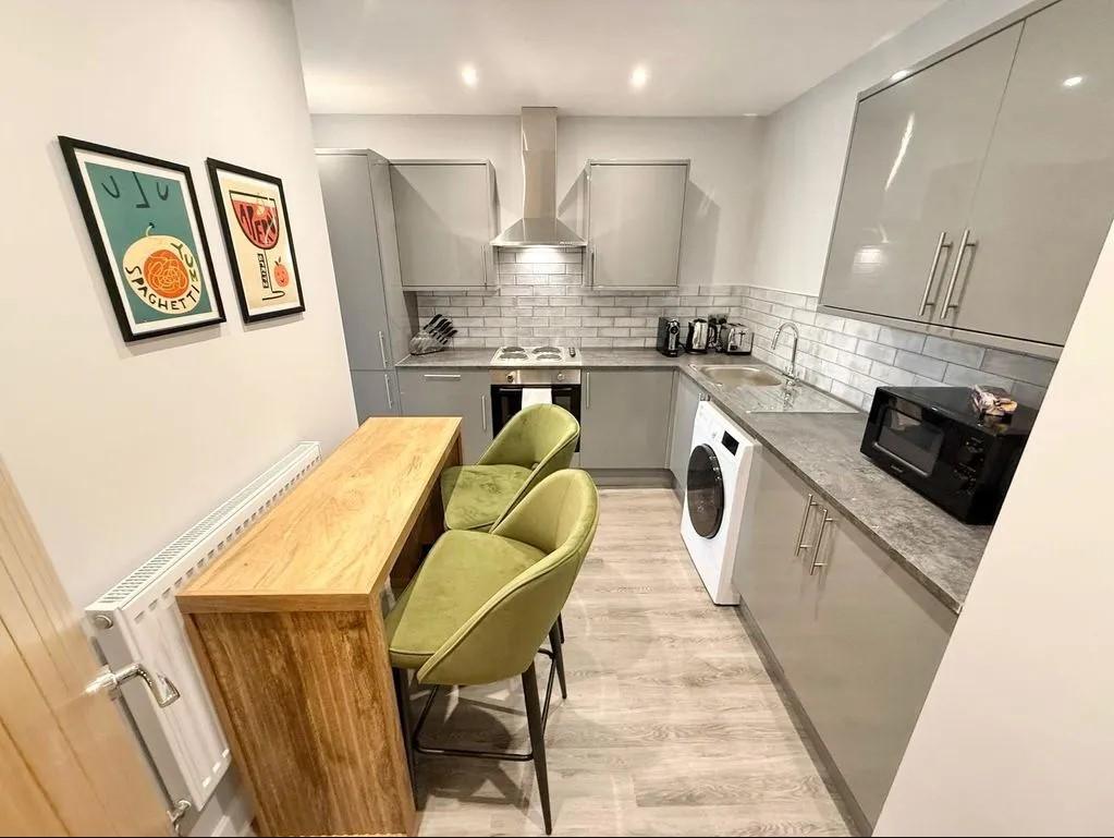 Apartment in London - View 3