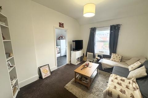 1 bedroom flat to rent, One bedroom, unfurnished flat, Exeter
