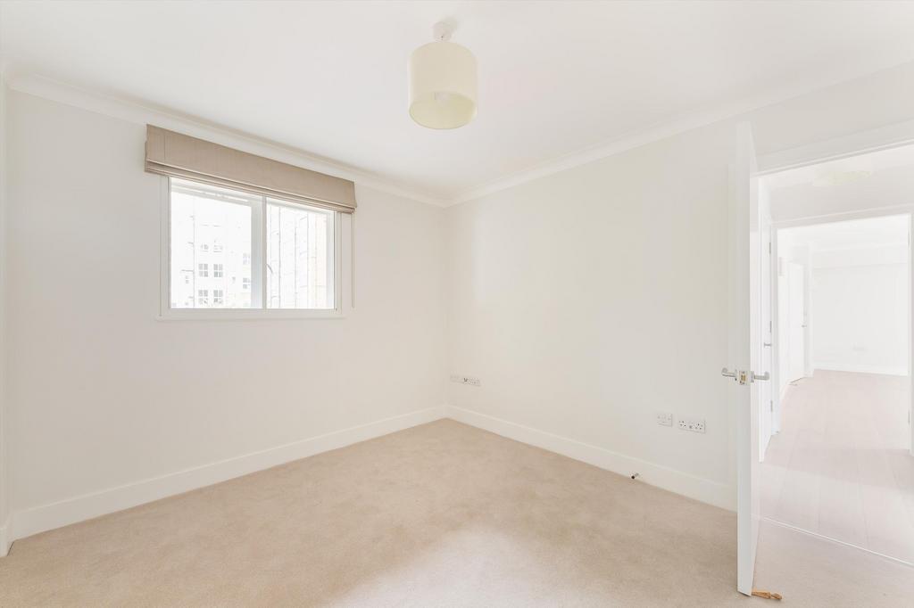 Apartment in London - More