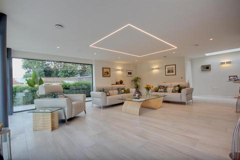 4 bedroom detached house for sale, Kilnwick