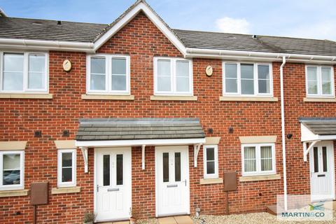 3 bed terraced house for rent in Whinfield Gardens