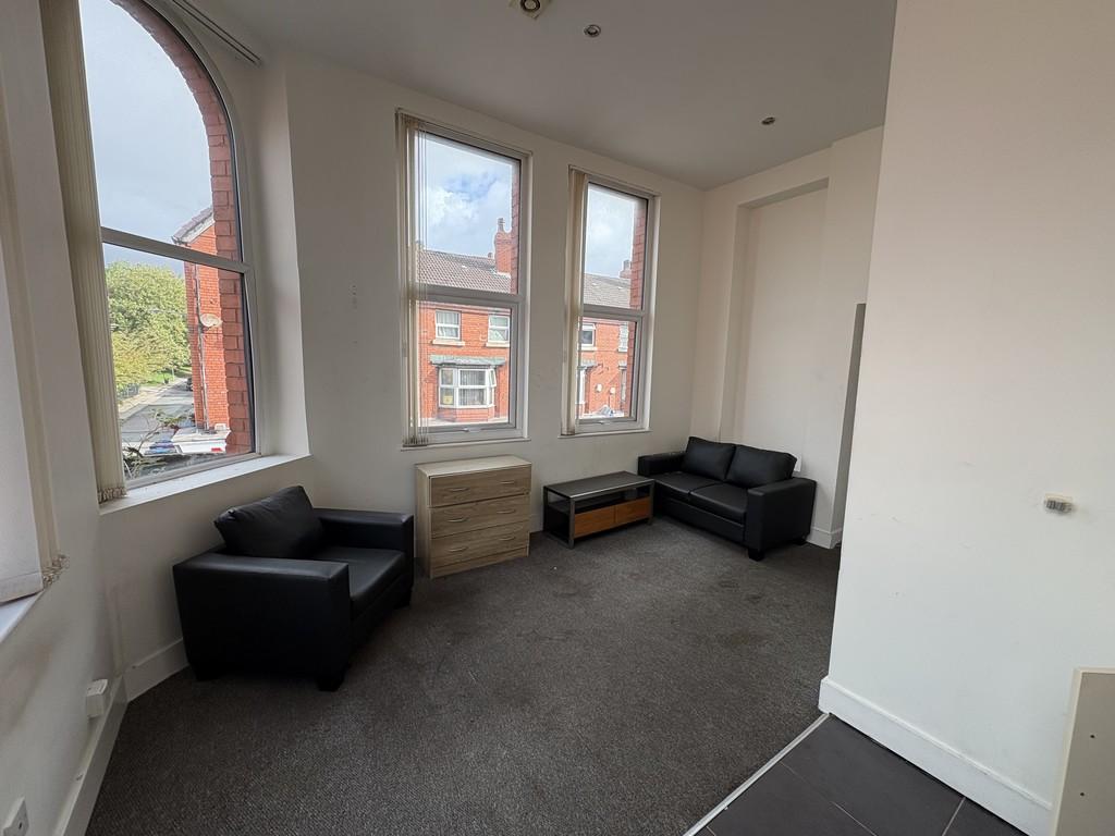Apartment in Liverpool - View 3