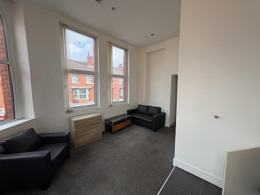Apartment in Liverpool - View 5