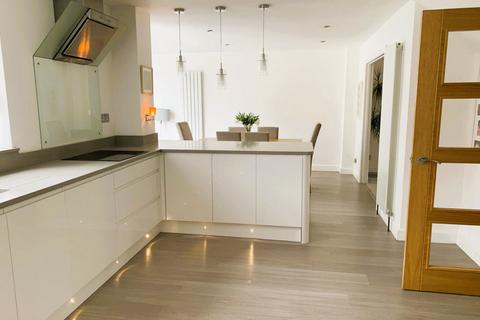 4 bedroom detached house to rent, Poole, Dorset