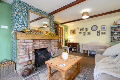 3 bedroom barn conversion for sale, Bromsash