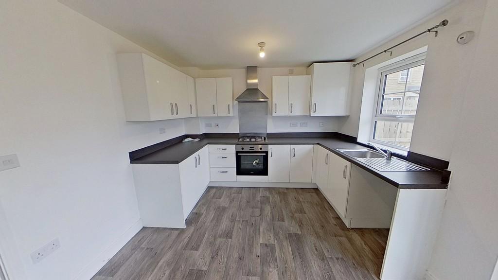 House in Bradford - View 3
