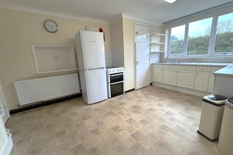 2 bedroom semi-detached bungalow to rent, Wyverstone, Stowmarket