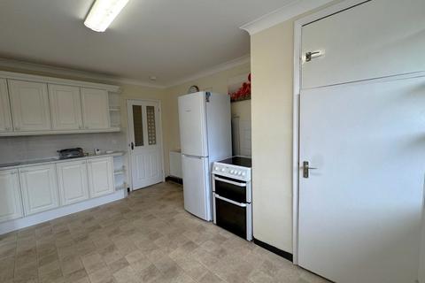 2 bedroom semi-detached bungalow to rent, Wyverstone, Stowmarket