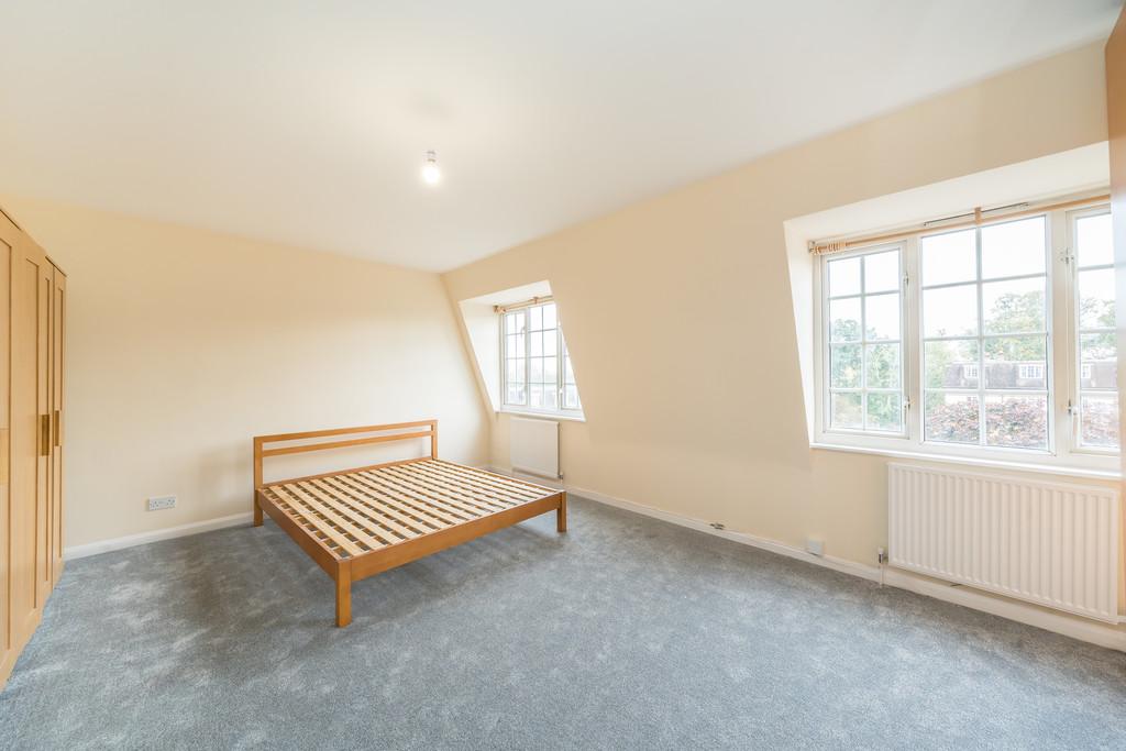 Apartment in Harrow - View 5
