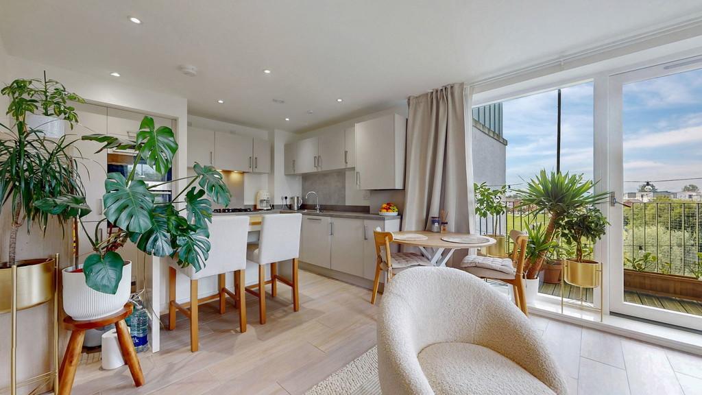 Apartment in Glasgow - View 3