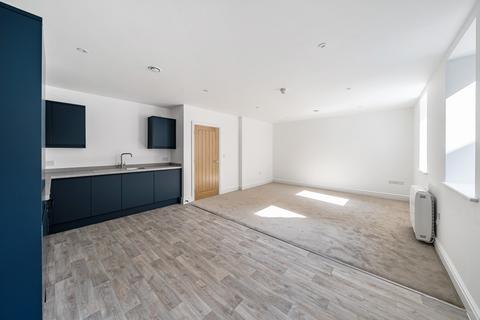 2 bed flat/apartment for rent in Flat 1 Discovery House, 154 Southgate Street