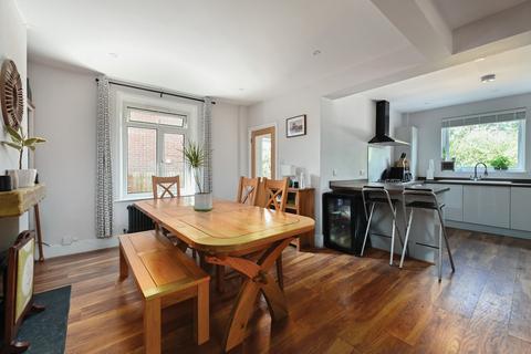2 bedroom detached bungalow for sale, Cambridge Road, Sandhurst GU47