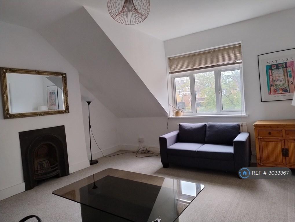 Apartment in London, Ferme Park, Crouch End - View 2