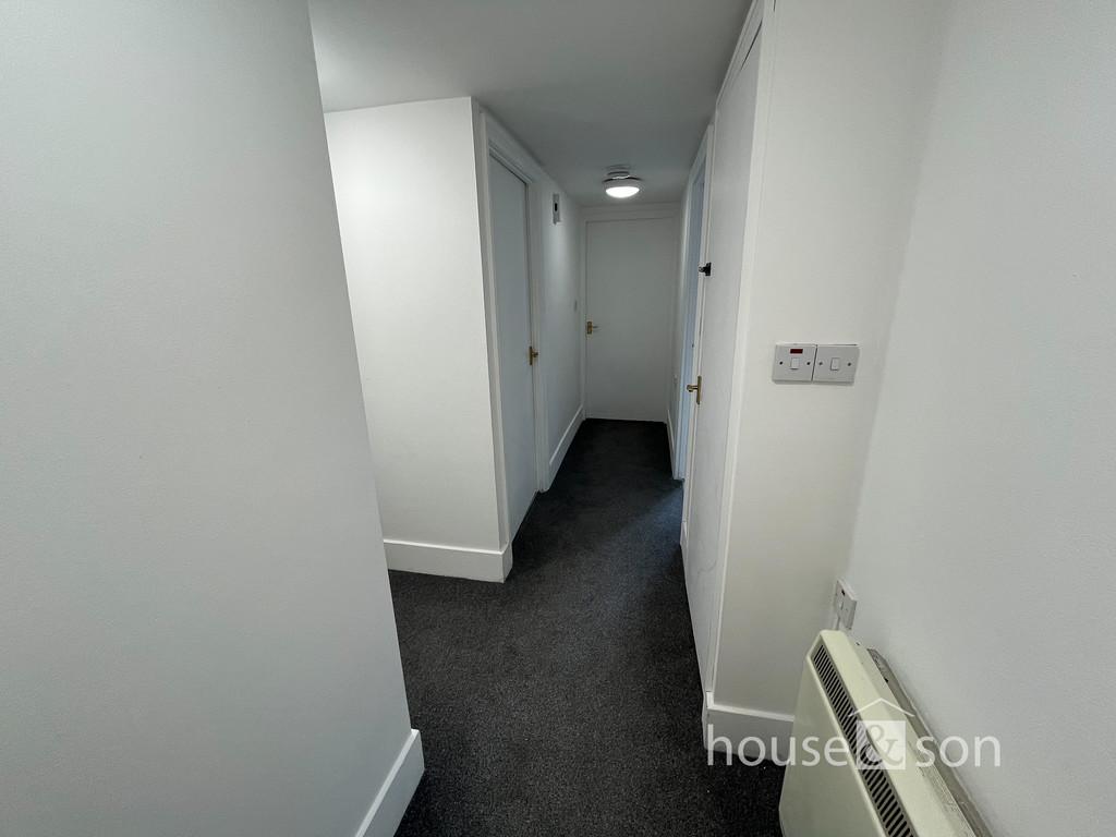 Apartment in Bournemouth - View 2