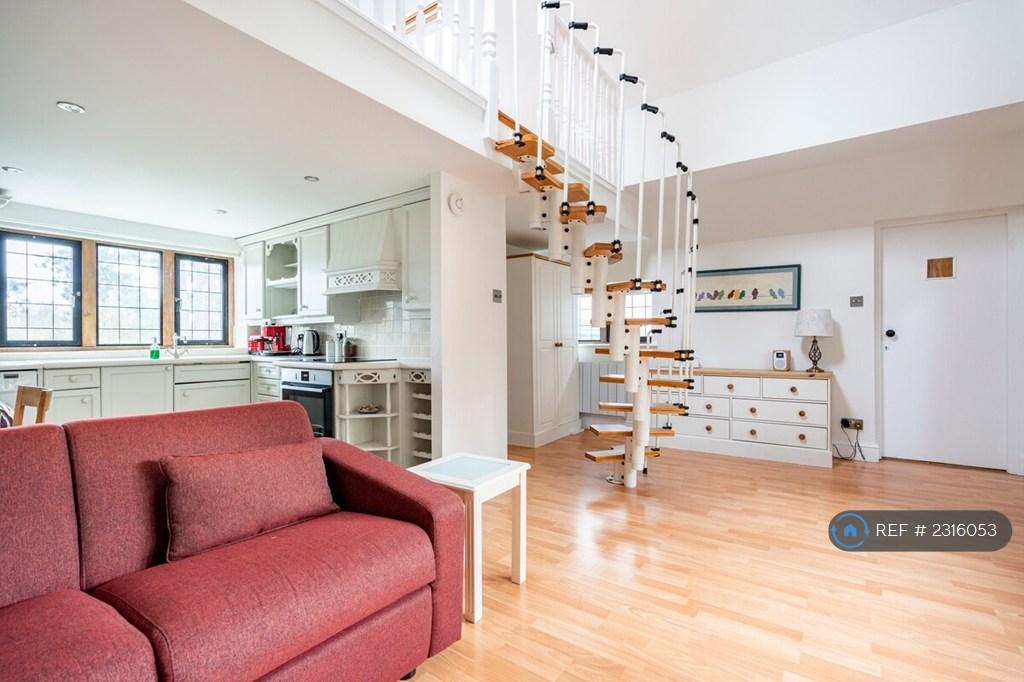 Apartment in London - View 5