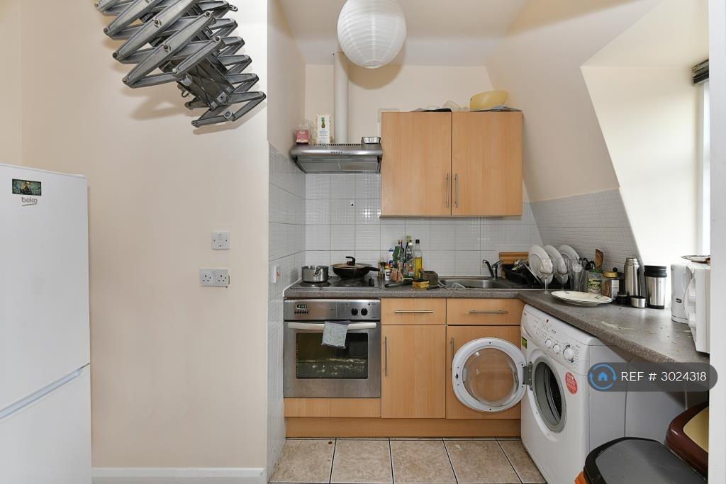 Apartment in London - View 2