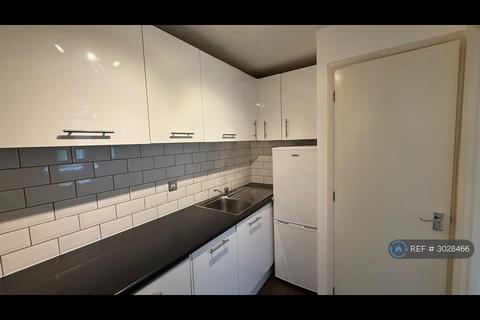 undefined, Tippett Rise, Reading, RG2