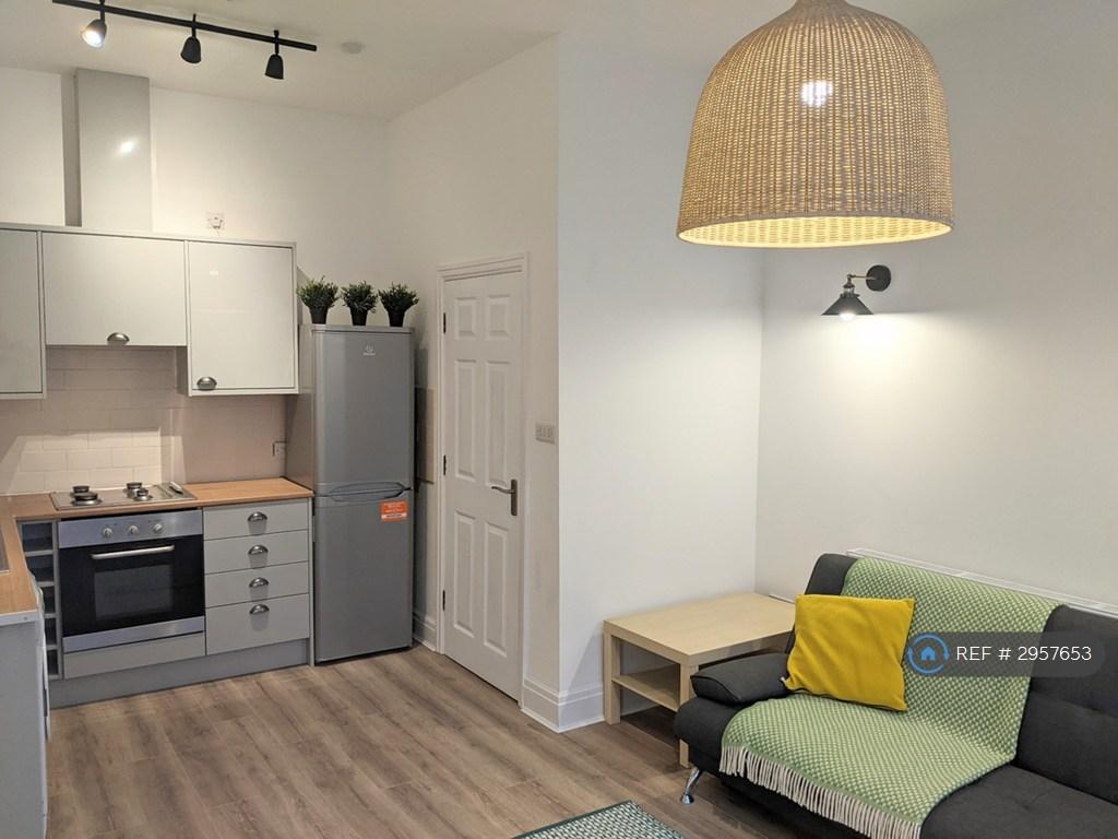 Apartment in Liverpool - View 2
