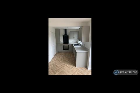 3 bedroom semi-detached house to rent, Oldfield Crescent, Chester, CH4