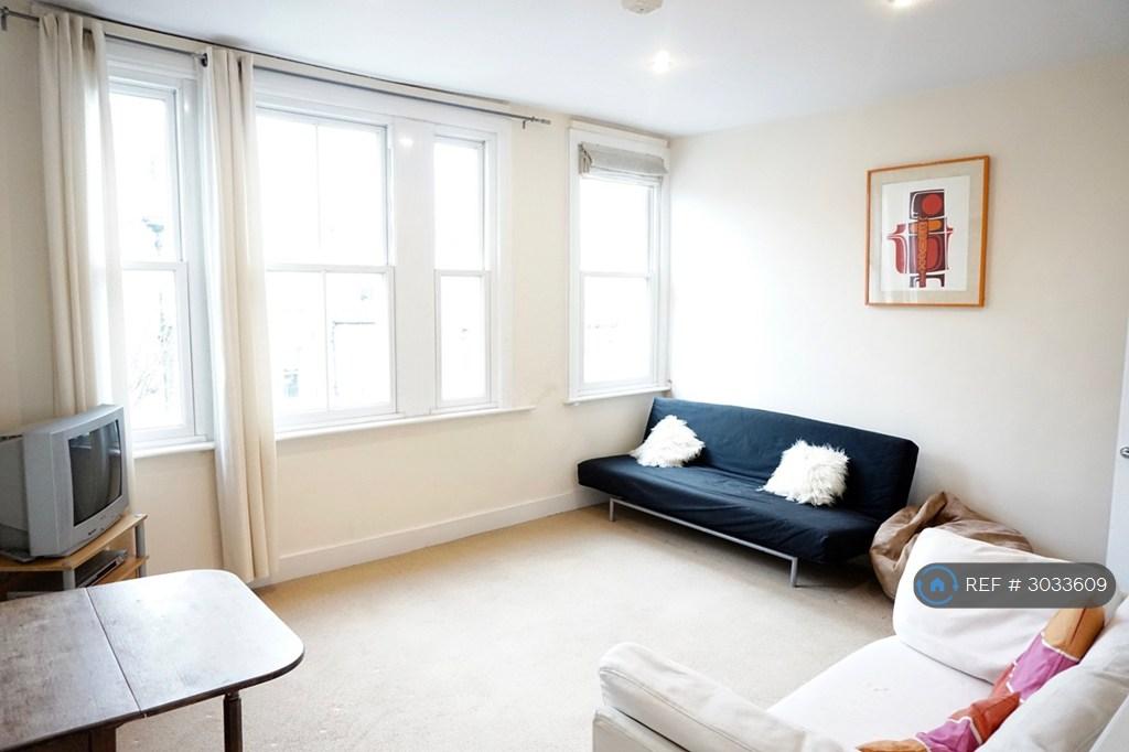 Apartment in Battersea - View 2