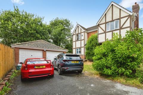 4 bedroom detached house for sale, Maes Y Ffynnon, Llanelli SA14