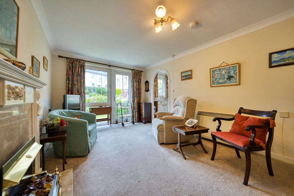 Apartment in Milngavie, South Mains, East Dunbartonshire - More