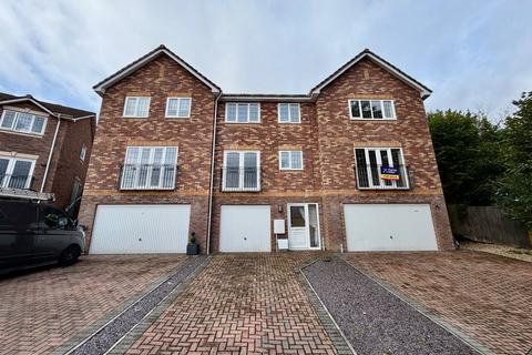 2 bedroom terraced house for sale, Plynlimon Avenue, Crumlin NP11