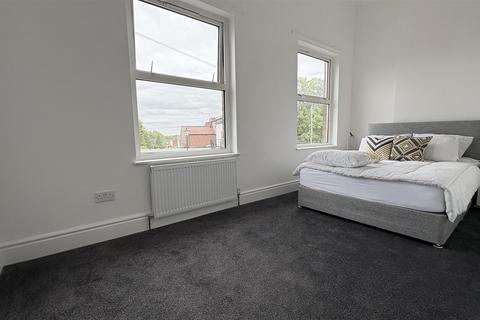 3 bedroom terraced house to rent, Craven Street, Earlsdon, Coventry