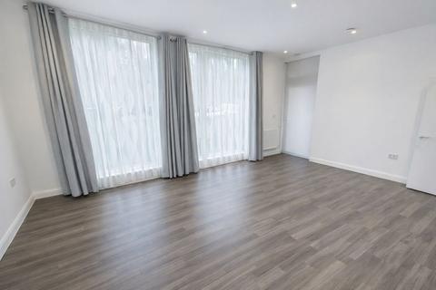 2 bedroom ground floor flat for sale, Brannigan Way, Edgware, Middlesex, HA8 8GD
