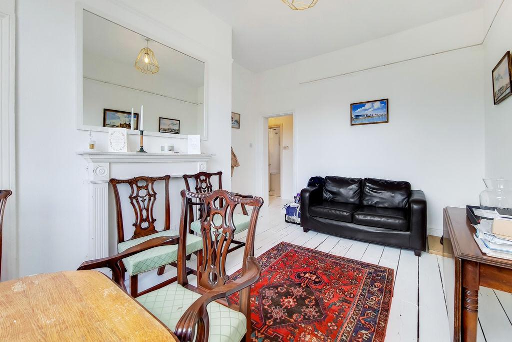 House in London - View 4