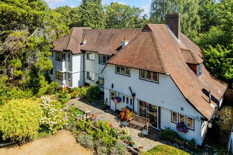 7 bedroom detached house for sale, How Lane, Chipstead