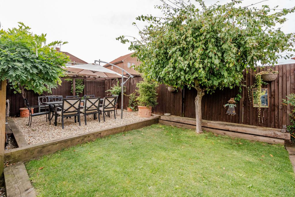 House in Bristol, Kingswood - More