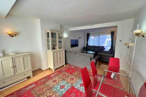 3 bedroom semi-detached house for sale, Chinnor Crescent, Greenford