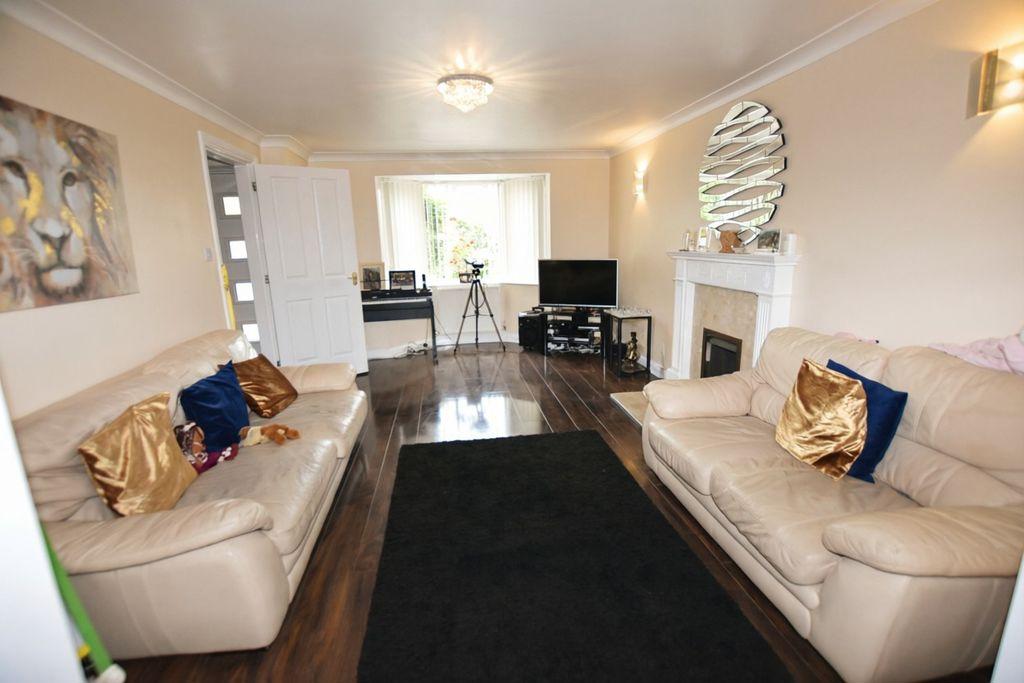 House in Nottingham - View 3
