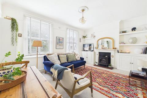 2 bedroom maisonette for sale, Sundorne Road, London, SE7