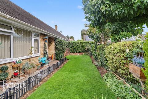 2 bedroom semi-detached bungalow for sale, The Plantation, Fen Drayton
