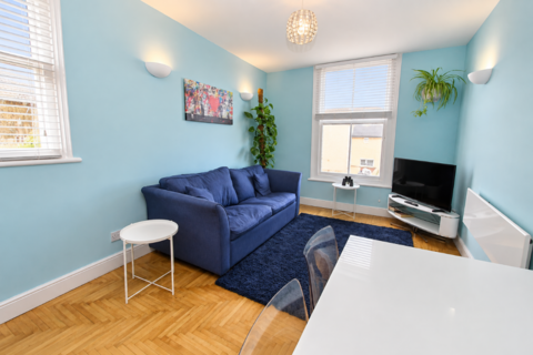 1 bedroom flat for sale, Station Road, Herne Bay