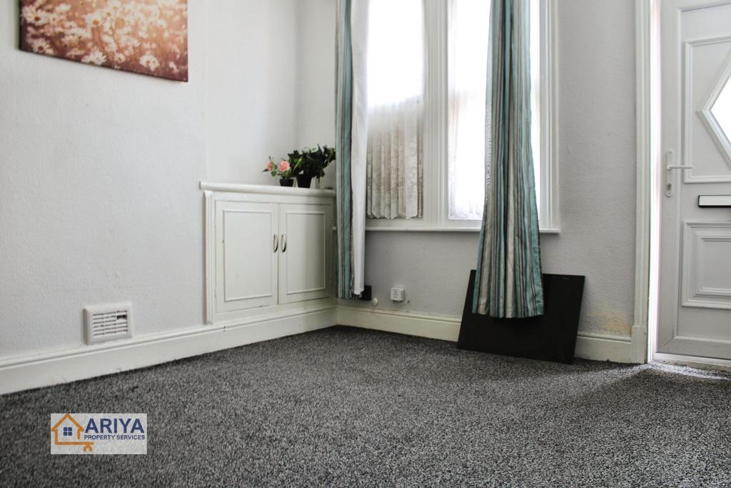 House in Leicester - View 2