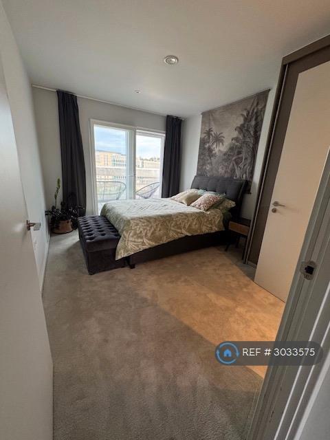 Apartment in London - View 2