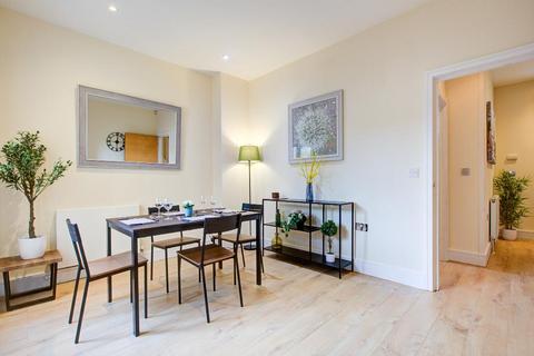 4 bedroom terraced house to rent, Marcia Road, London, SE1 5XF