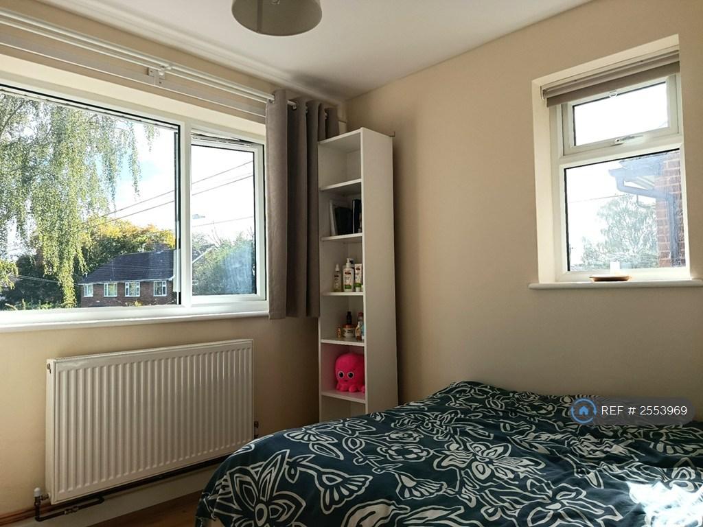 Apartment in Cambridge - View 2