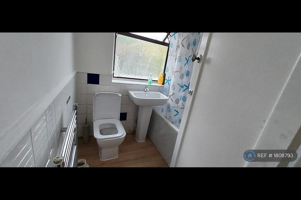 House in Romford - View 5