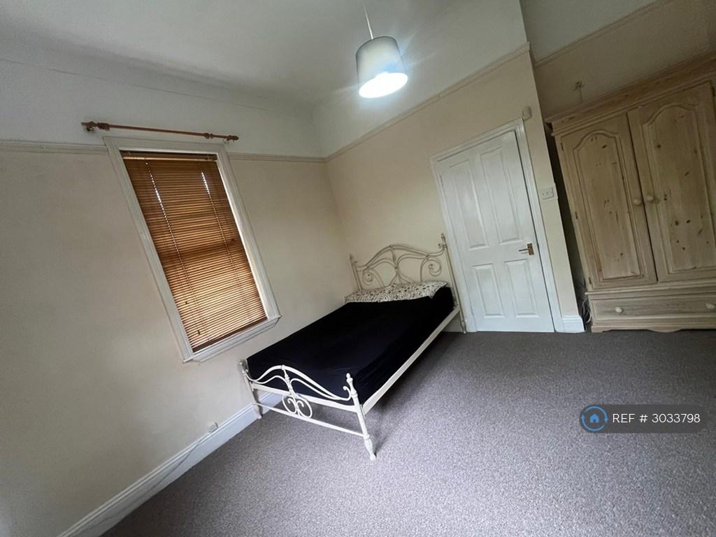 Apartment in Birmingham - More