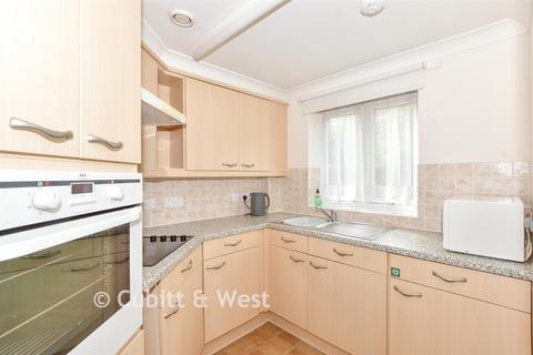 undefined, London Road, Cowplain, Hampshire