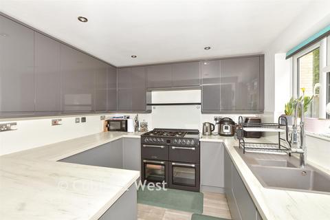 3 bedroom link detached house for sale, Mountbatten Close, Crawley RH11