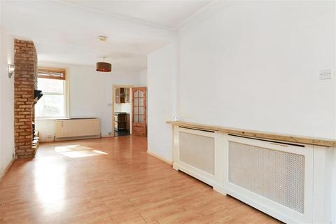 2 bedroom terraced house for sale, Heathfield Road, Bromley